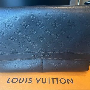 Louis Vuitton Men’s Messenger Bag